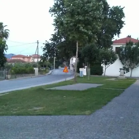 εν αγρια * Agria