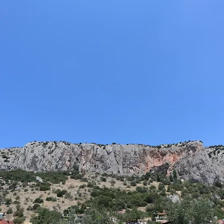 Villa Theopetra * Theopetra